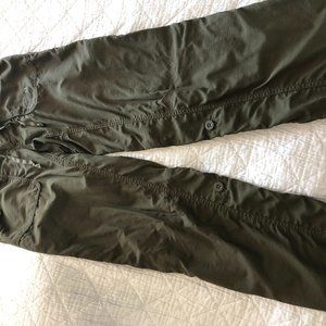 North Face khaki green hiking pants, size 8